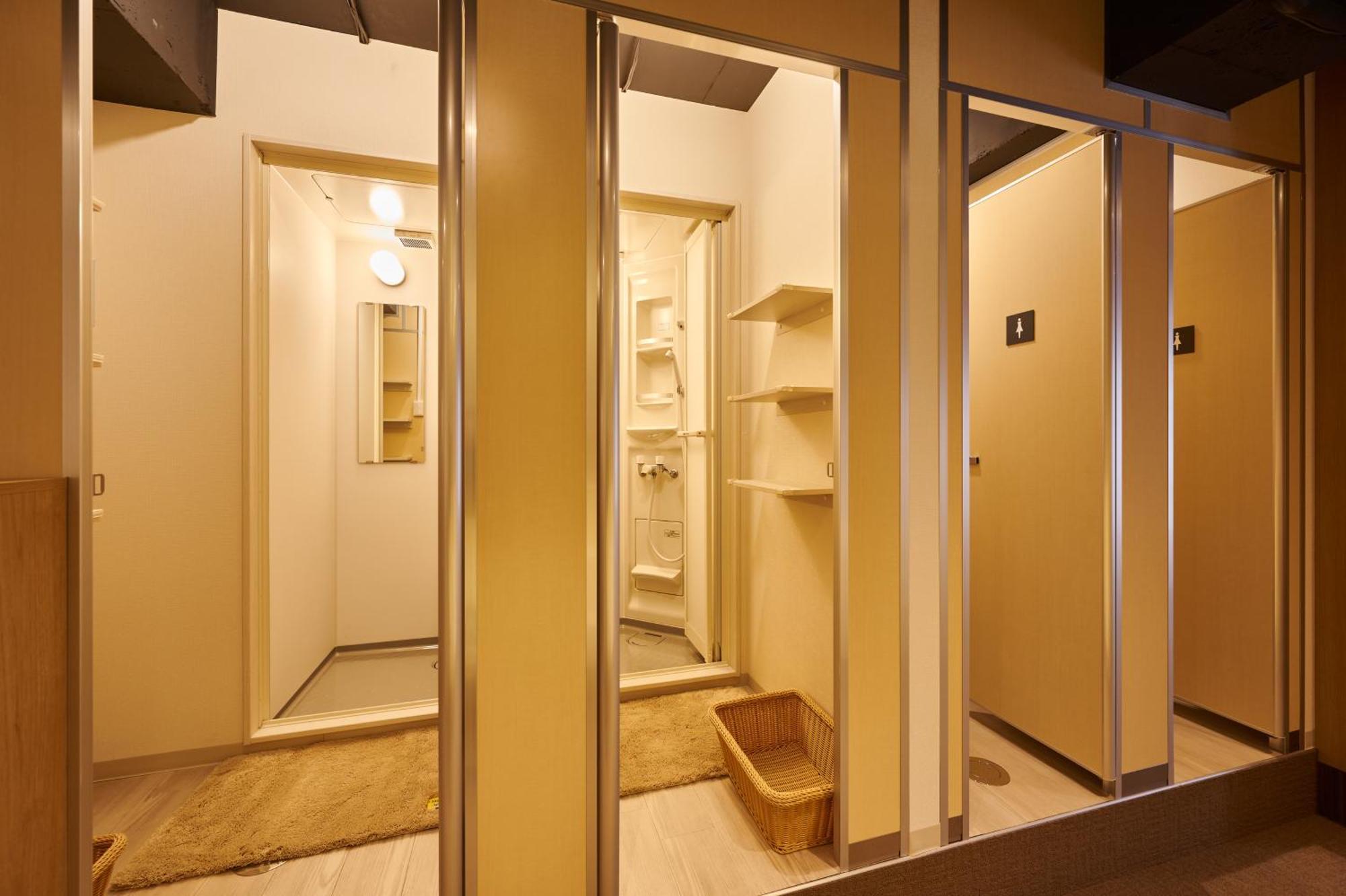 Capsule Hotel Continue Nijojokita Kyoto Buitenkant foto